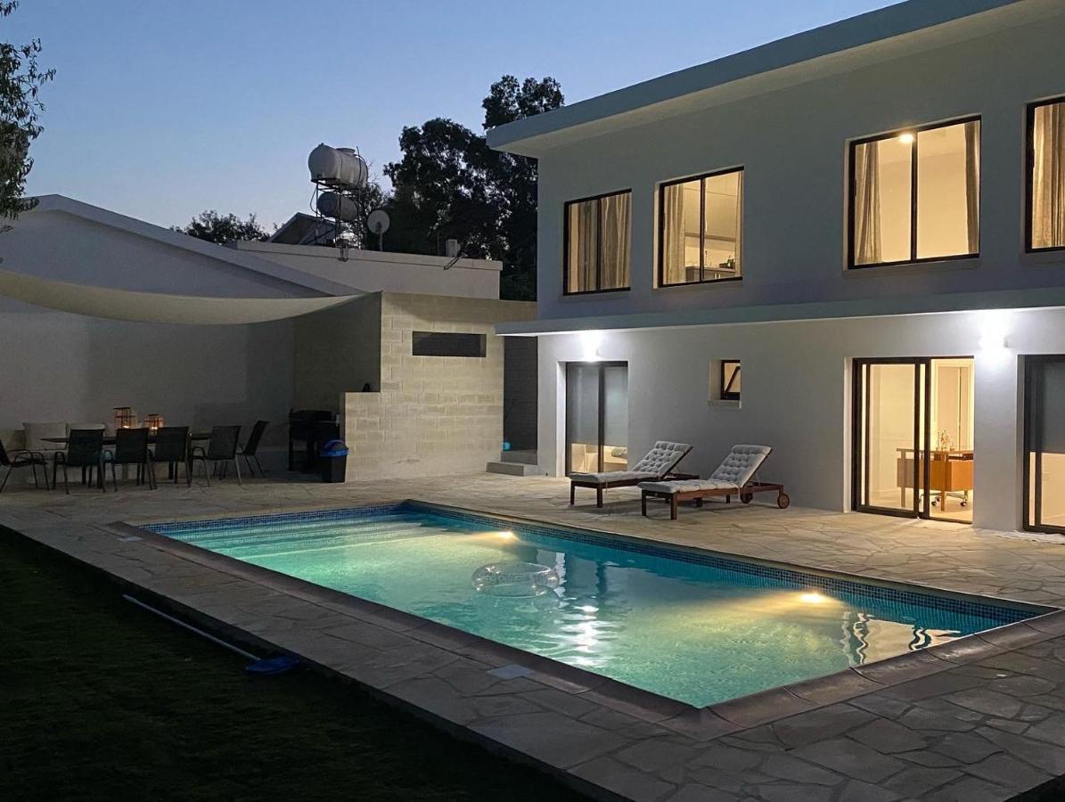 Villa Athasia Giolou Eksteriør billede